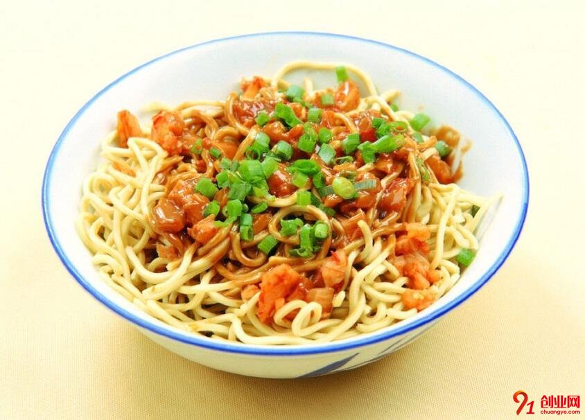 開(kāi)業(yè)一個(gè)月收到200個(gè)加盟意向，這個(gè)品牌贏(yíng)在哪兒？