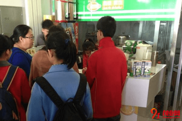 潛水艇奶茶加盟容易嗎？潛水艇奶茶加盟流程是什么