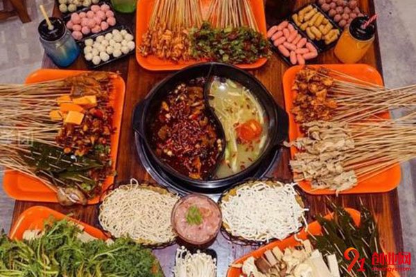 西安灶門簽串串香加盟門檻低，輕松創(chuàng)業(yè)