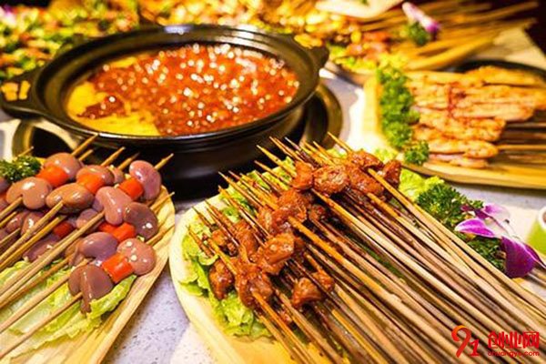 重慶屋頭串串香加盟費用合理，投資靈活任意選擇