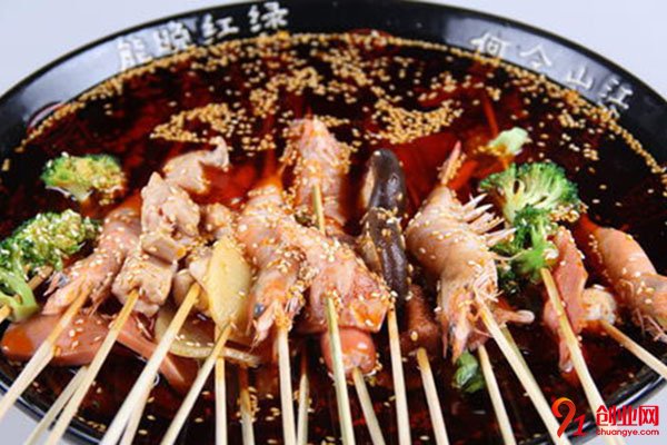 成都屋頭串串香加盟費用多少?生意火爆嗎?