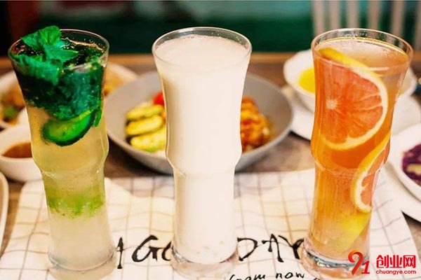 半杯約定奶茶總店實力強大，為您創業減輕負擔