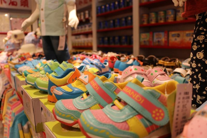 小石頭孕嬰店