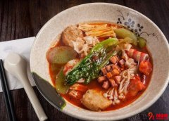 大三學(xué)生創(chuàng)業(yè)開麻辣燙店，月入過萬