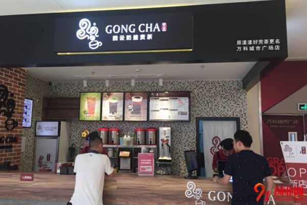 四云奶蓋加盟店，優質茶品帶你成功