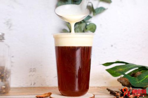 壺見奶茶店加盟怎么樣?實(shí)力項(xiàng)目為您保駕護(hù)航