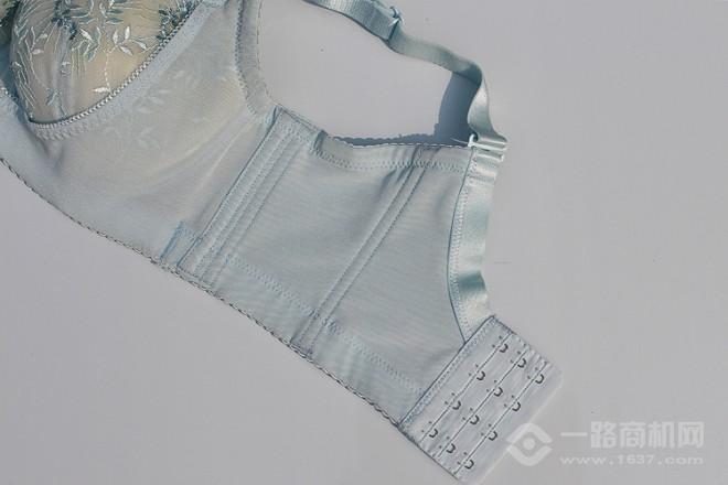 意曼迪雅